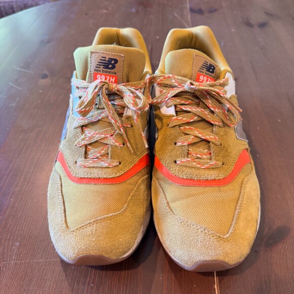 New Balance 997H Cordura Gold Moss Men’s Sneakers - Picture 4 of 8